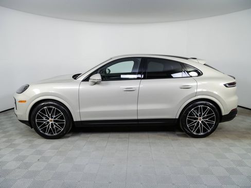 New 2026 Porsche Cayenne Coupe image 2