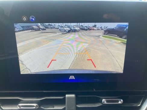 Used 2025 Chevrolet Equinox ACTIV w/ LPO, Floor Liner Package FWD image 24
