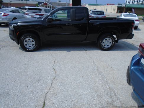 Used 2022 Nissan Frontier S w/ Technology Package AWD/4WD image 8