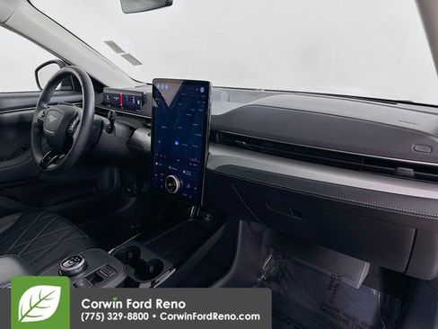 Certified 2022 Ford Mustang Mach-E Select image 27