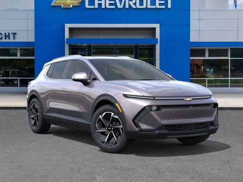 New 2026 Chevrolet Equinox EV LT image 31