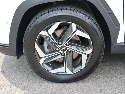 Certified 2023 Hyundai Tucson Limited w/ Cargo Package AWD/4WD image 11