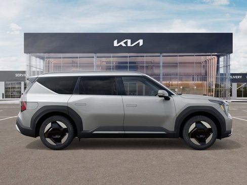New 2026 Kia EV9 Wind AWD/4WD image 7