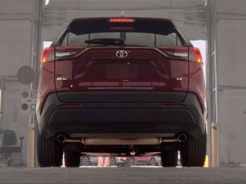 Used 2025 Toyota RAV4 LE FWD image 4