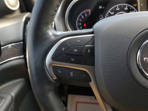 Used 2020 Jeep Grand Cherokee Overland image 25