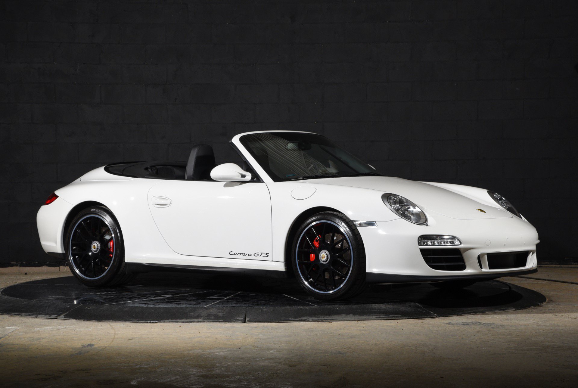 Used 2011 Porsche 911 Carrera GTS RWD image 7