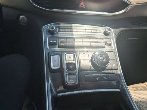 Used 2021 Hyundai Santa Fe SEL w/ Convenience + Premium Package FWD image 11