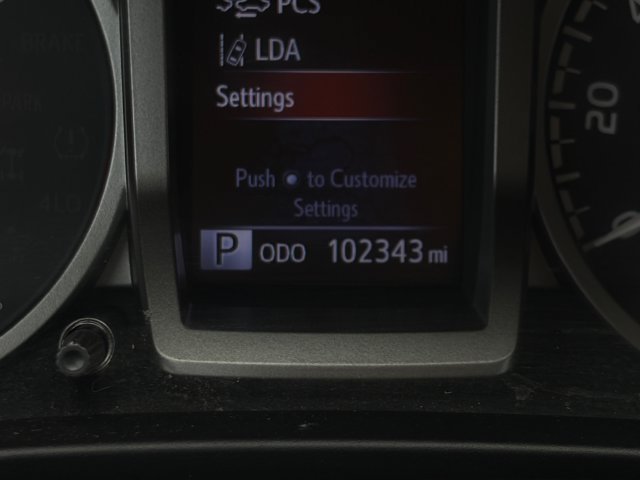 Certified 2019 Toyota Tacoma SR5 AWD/4WD image 11