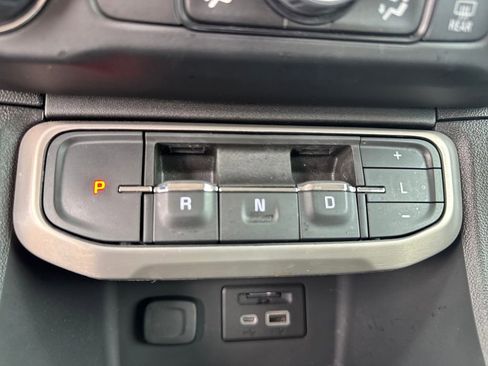 Used 2023 GMC Acadia Denali w/ Trailering Package AWD/4WD image 24