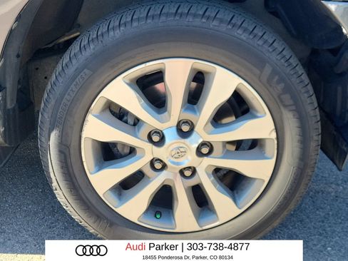 Used 2014 Toyota Sequoia Limited AWD/4WD image 15