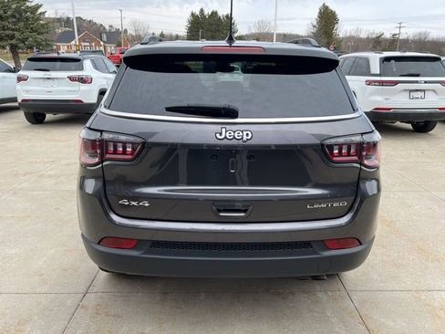 Certified 2022 Jeep Compass Limited image 5
