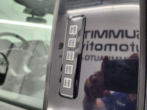 Used 2022 Ford F350 Lariat w/ Chrome Package AWD/4WD image 39