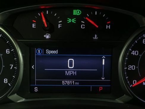 Used 2022 GMC Terrain SLE w/ Driver Convenience Package AWD/4WD image 32