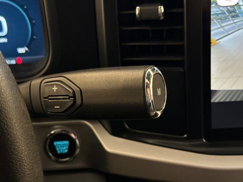 Used 2024 Ford F250 XLT w/ Black Appearance Package image 21