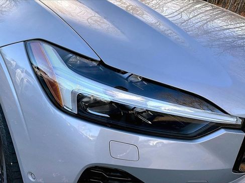 Certified 2023 Volvo XC60 B5 Plus w/ Climate Package image 31