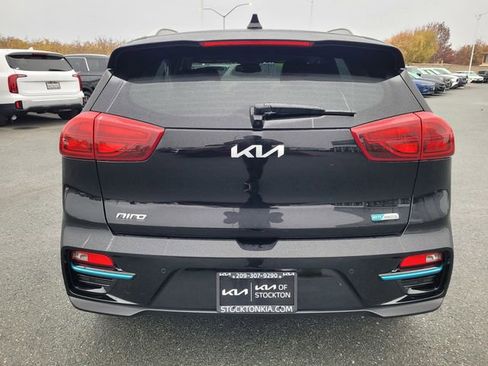 Used 2022 Kia Niro EX Premium image 5