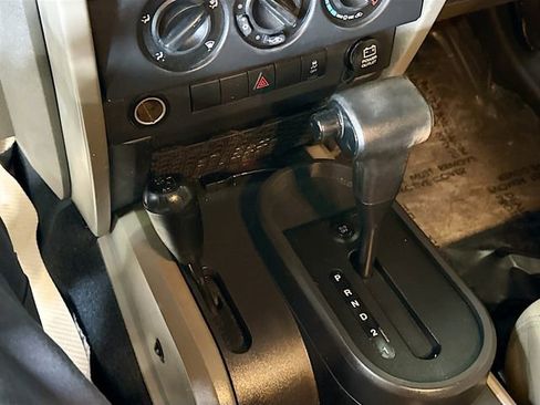 Used 2010 Jeep Wrangler Unlimited Sport image 18