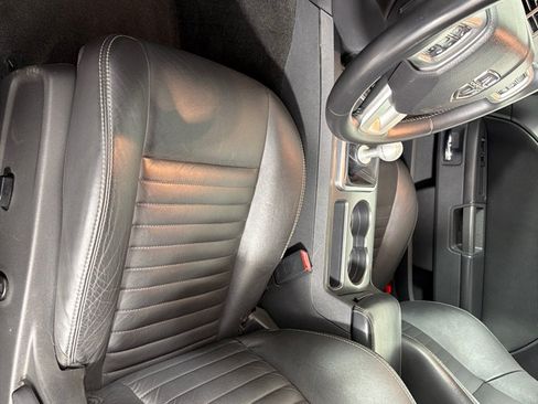 Used 2011 Dodge Challenger R/T RWD image 12
