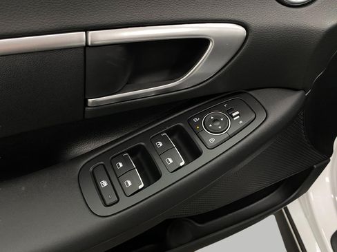 New 2026 Hyundai Sonata SE FWD image 29