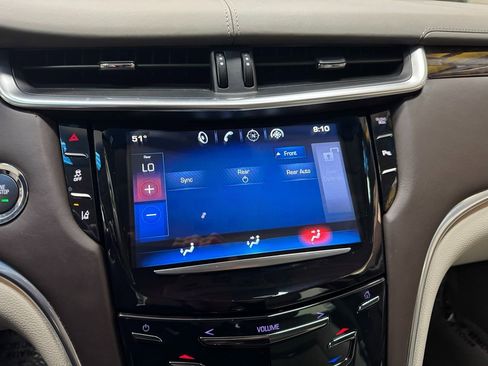 Used 2013 Cadillac XTS Platinum image 32