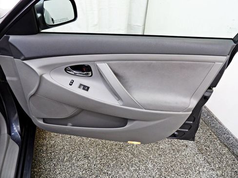 Used 2011 Cadillac CTS Premium image 31