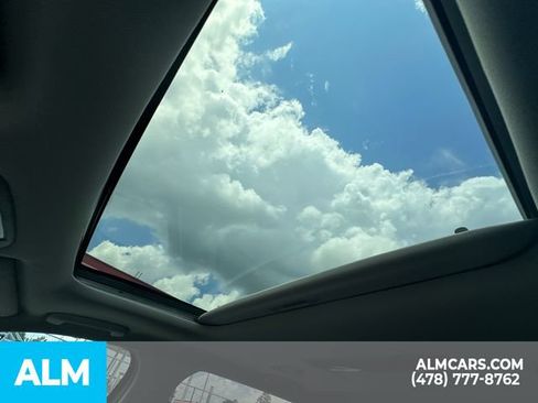 Used 2025 Kia Telluride S FWD image 36
