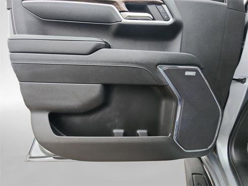 Used 2024 GMC Sierra 1500 Elevation w/ Preferred Package image 14