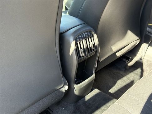 Used 2025 Hyundai Kona SEL image 27