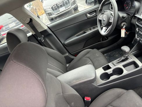 Used 2019 Kia Optima LX image 36
