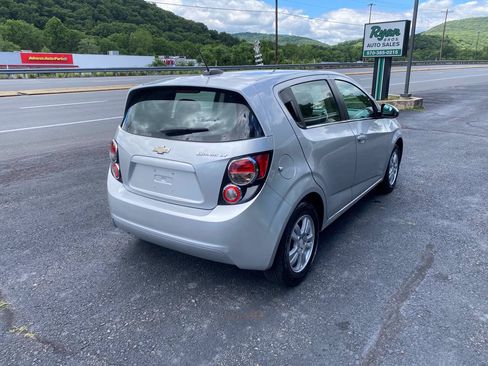 Used 2016 Chevrolet Sonic LT FWD image 6