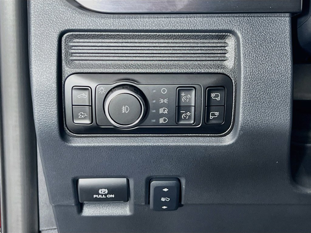 New 2026 Ford F350 Lariat AWD/4WD image 19