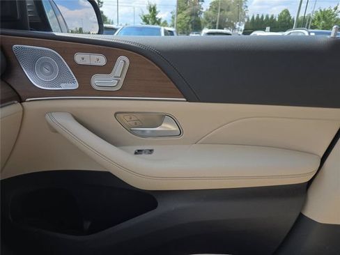 Used 2020 Mercedes-Benz GLE 350 4MATIC image 25
