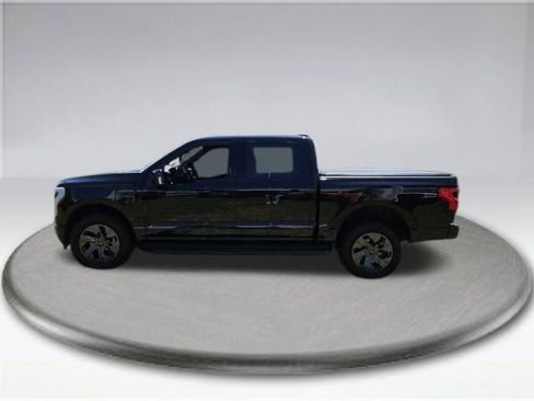 Used 2022 Ford F150 Lightning Lariat w/ Tow Technology Package image 18