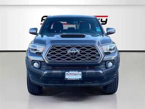 Used 2023 Toyota Tacoma TRD Sport image 2