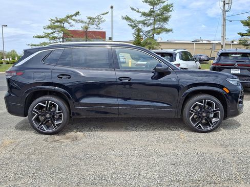 New 2026 Volkswagen Tiguan SEL R-Line AWD/4WD image 8