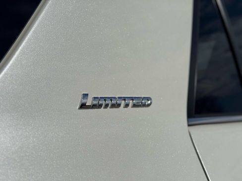 Used 2019 Toyota 4Runner Limited image 11