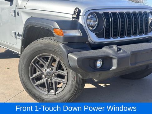 Used 2024 Jeep Wrangler Sport S image 4