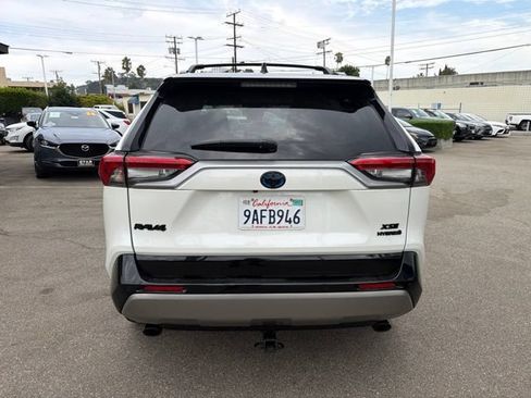 Used 2022 Toyota RAV4 XSE AWD/4WD image 6