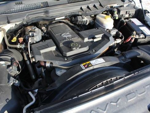 Used 2014 RAM 3500 Big Horn image 33