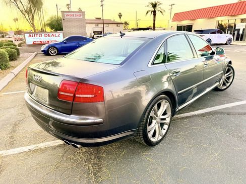 Used 2008 Audi S8 image 9