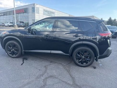 Certified 2023 Nissan Rogue SV w/ SV Premium B Package image 6