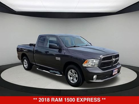 Used 2018 RAM 1500 Express RWD image 2
