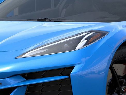 New 2025 Chevrolet Corvette E-Ray image 10
