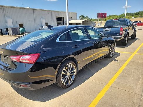 Used 2023 Chevrolet Malibu LT FWD image 4