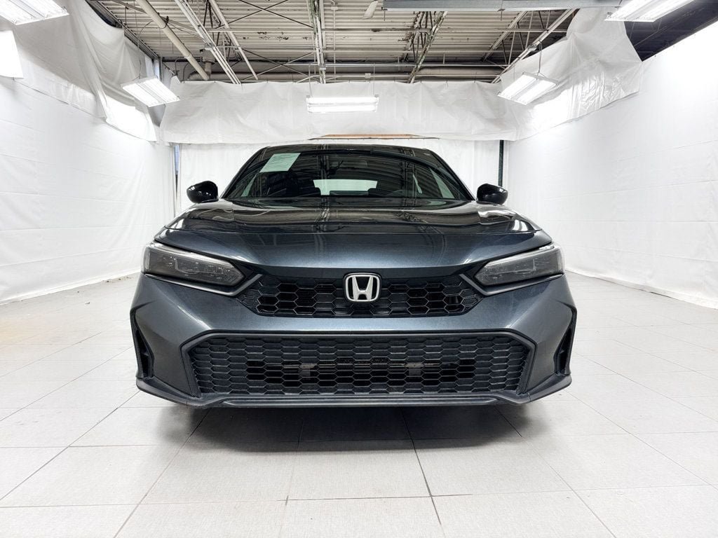 Used 2025 Honda Civic Sport image 2