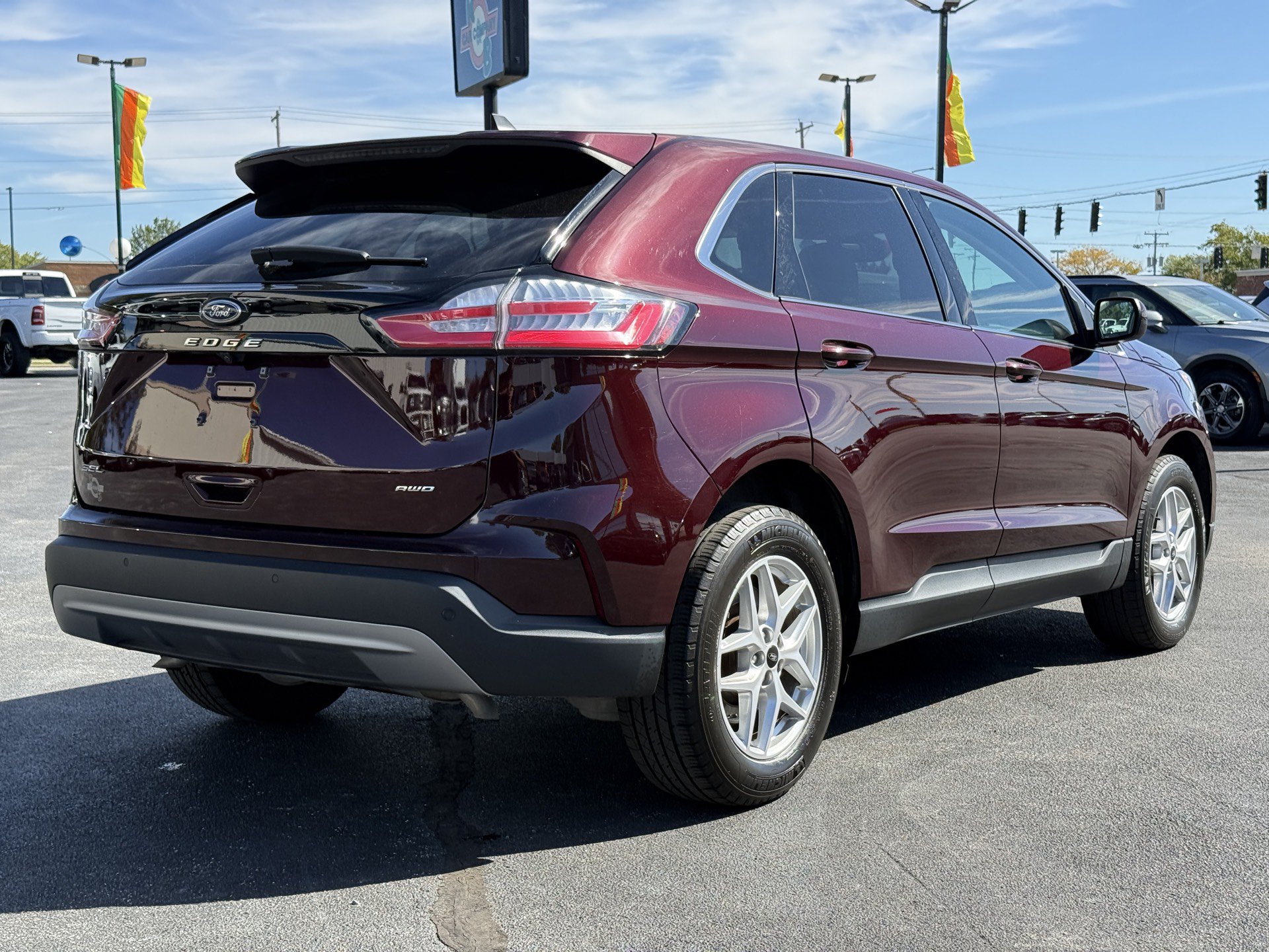 Used 2024 Ford Edge SEL w/ Convenience Package AWD/4WD image 8