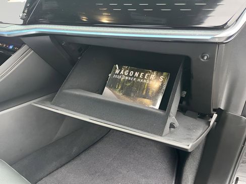 Used 2025 Jeep Wagoneer S Limited image 34