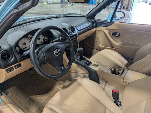 Used 2002 MAZDA MX-5 Miata LS RWD image 13