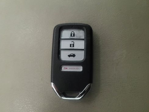 Used 2019 Honda Accord LX image 32