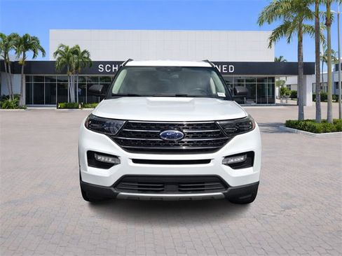 Used 2020 Ford Explorer XLT w/ Equipment Group 202A image 2